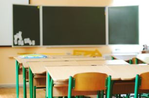 Зрелостниците писаха съчинения по „Песента на колелетата“ на Йовков и есе за авторите днес  / Новини от Казанлък