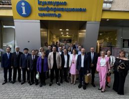 Кметът на Община Казанлък посрещна делегации от побратимени и приятелски градове на Казанлък  / Новини от Казанлък