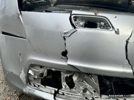 Катастрофа между три автомобила временно ограничава движението в района на село Черганово / Новини от Казанлък