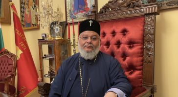 Митрополит Киприан изказа съболезнования за жертвите при руски удари срещу Украйна / Новини от Казанлък