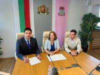 Меморандум за сътрудничество бе подписан между Ротари клуб и Община Казанлък / Новини от Казанлък