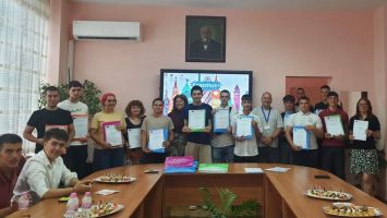 Ученици и преподаватели от ПГ „Иван Хаджиенов“ - Казанлък трупаха знания и опит по „Еразъм+“ / Новини от Казанлък