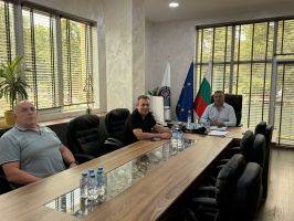 Кметът на Павел баня проведе работна среща с ръководството на ЮИДП и ДЛС „Мазалат“ / Новини от Казанлък