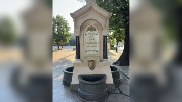 Царската чешма в Казанлък отново функционира  / Новини от Казанлък