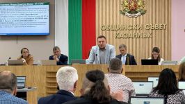 Общински съветник от ГЕРБ напуска местния парламент в Казанлък / Новини от Казанлък