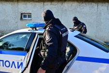 46-годишен потроши автомобил с метална тръба / Новини от Казанлък