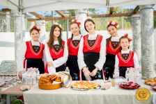 “Музикална шевица“ събра България в Археокомплекс “Долината на тракийските царе“ в празничния ден на Съединението / Новини от Казанлък