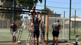 С ново спортно съоръжение и учебни пособия подкрепят децата в Тулово / Новини от Казанлък