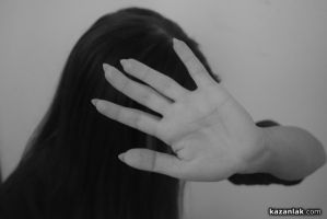 Мъж нападна бившата си приятелка и 26-годишен мъж в Казанлък / Новини от Казанлък
