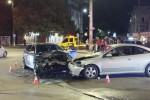 Два автомобила се удариха на кръстовището на Абаята в Казанлък / Новини от Казанлък