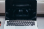Как да сравним спортни платформи отвъд рекламата