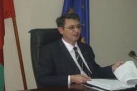 Депутат от ГЕРБ с армаган за бъдещ кмет: книга с фокуси / Новини от Казанлък