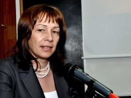 Стоянова: Имаме нужда от приятели, а не да преборваме врагове / Новини от Казанлък