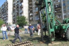 Правят нов парк в квартал „Изток” в Казанлък / Новини от Казанлък