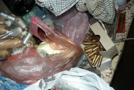 Спецченгета попаднаха на арсенал от оръжие и боеприпаси в Казанлък / Новини от Казанлък