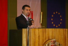 С рекорден брой решения за последните три мандата на Общинските съвети в Казанлък, приключва работата си настоящият местен парламент / Новини от Казанлък