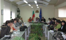 Галина Стоянова се срещна с директори на детски заведения и социални домове / Новини от Казанлък