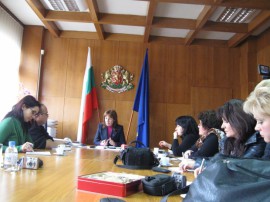 Г. Стоянова: Гражданите трябва да знаят как са се харчели парите в общината / Новини от Казанлък