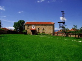 70-годишни старци намерени мъртви в Кънчево. Полицията работи главно по версията за самоубийство  / Новини от Казанлък