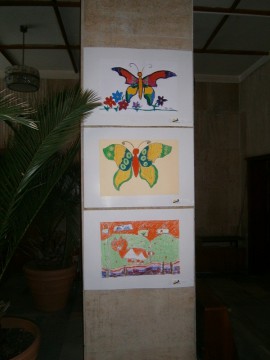 С усмивки започват работните си дни в Община Казанлък