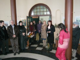 Млад казанлъшки талант откри своя изложба и дари картина на Общината