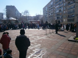 Стотици казанлъчани сведоха глава пред Левски