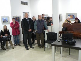 Монах от Атон пристигна в Казанлък за откриване на фото изложба 