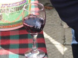 Вина от региона се надпреварваха днес в парк 