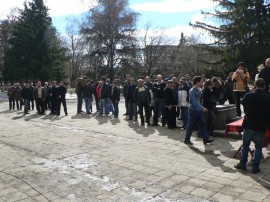 Вина от региона се надпреварваха днес в парк 