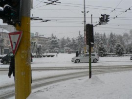 Малък Сечко  си тръгва и остави на Баба Марта снежна покривка
