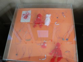 Доброволци от други страни присъстваха на изложба на мартеници