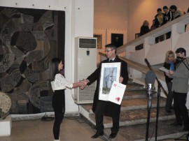 Стотици казанлъчани изпълниха Художествената галерия за концерт по случай 3 март