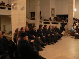 Стотици казанлъчани изпълниха Художествената галерия за концерт по случай 3 март