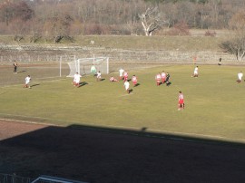 С нов треньор розите стартираха с 1:1 срещу Чирпан