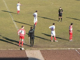 С нов треньор розите стартираха с 1:1 срещу Чирпан