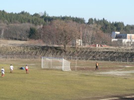 С нов треньор розите стартираха с 1:1 срещу Чирпан