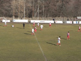 С нов треньор розите стартираха с 1:1 срещу Чирпан