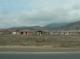 Видео: Кметът на Мъглиж е твърдо решен да премахне незаконните постройки в ромската махала