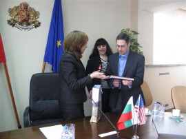 Представител на Държавния департамент на САЩ посети днес Казанлък / Новини от Казанлък