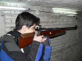 Бивша конкурентка на Весела Лечева възражда спортната стрелба в Казанлък