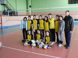 Община Казанлък награди шампионите от ученическите игри по волейбол / Новини от Казанлък