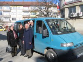 Дарения от Казанлък стигнаха днес в село Бисер / Новини от Казанлък