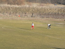 Розите загубиха без да отправят удар към вратата