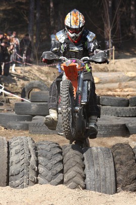 Мотори и АТВ-та ще се надпреварват в Енина утре