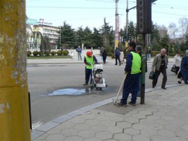 Днес започва асфалтирането на дупки в Казанлък / Новини от Казанлък