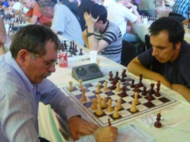 Петър Дренчев продължи успешните си партии с лидерите на ЕП / Новини от Казанлък