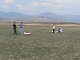 Над 100 състезатели откриха сезона в авиомоделизма на летището в Овощник