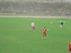 Розите се поздравиха с първа пролетна победа