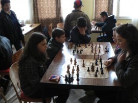 Математическата гимназия спечели ученическото по шах / Новини от Казанлък