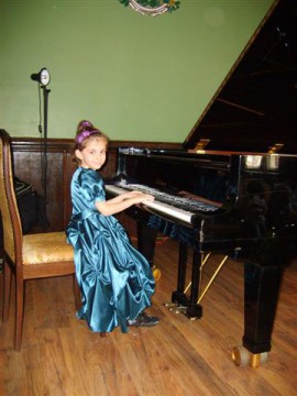 Казанлъшки пианисти покориха Бургас